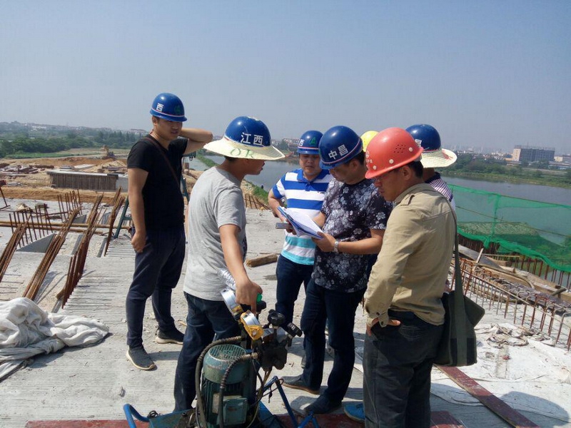 昌东大道南延项目部起劲组织、有序施工_尊时凯龙