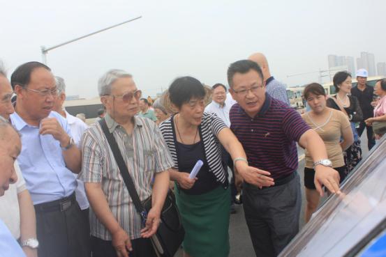 南昌市人大老干部视察南昌沿江南快速路建设效果_尊时凯龙