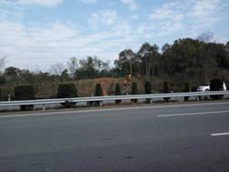 西外环高速标准试验段路域情形整治事情拉开帷幕_尊时凯龙