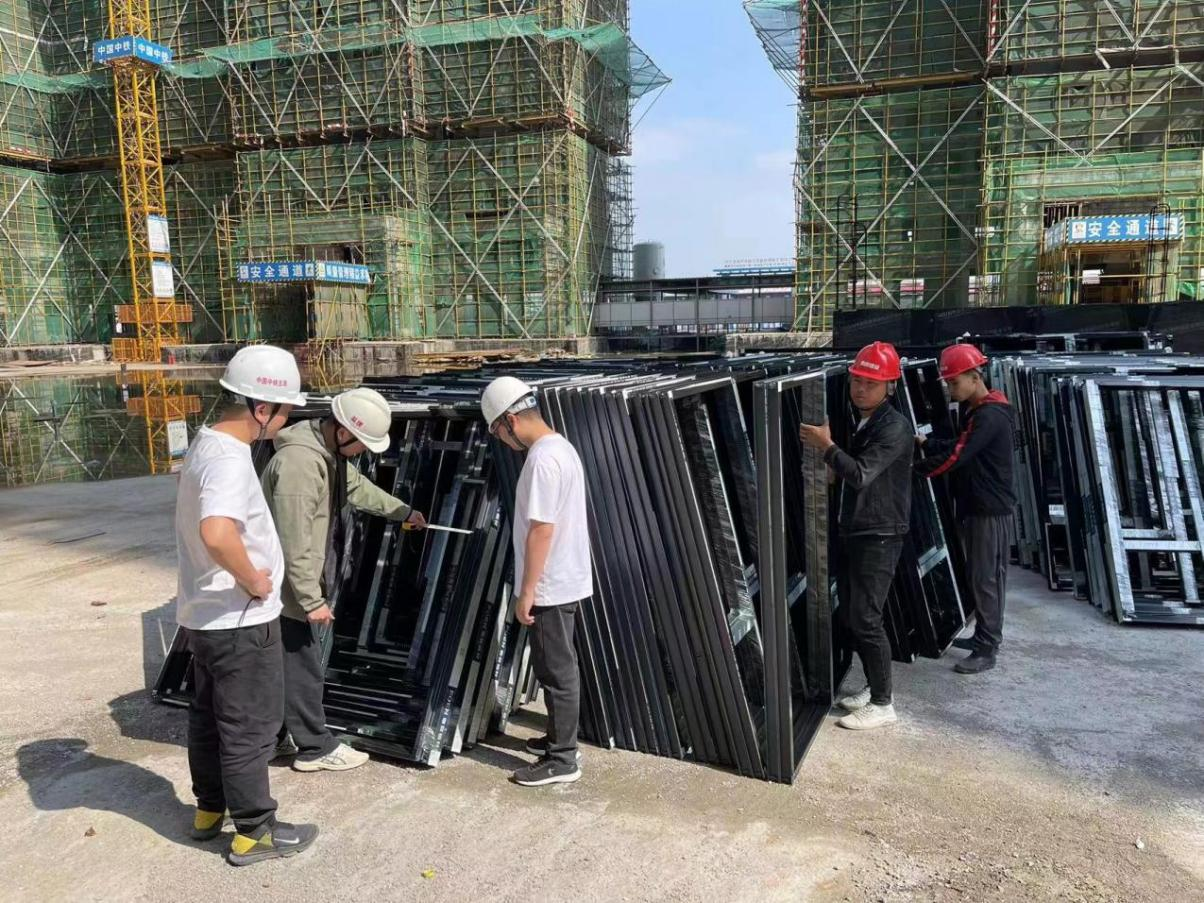 “五一”假期不歇工 项目建设一直步_尊时凯龙