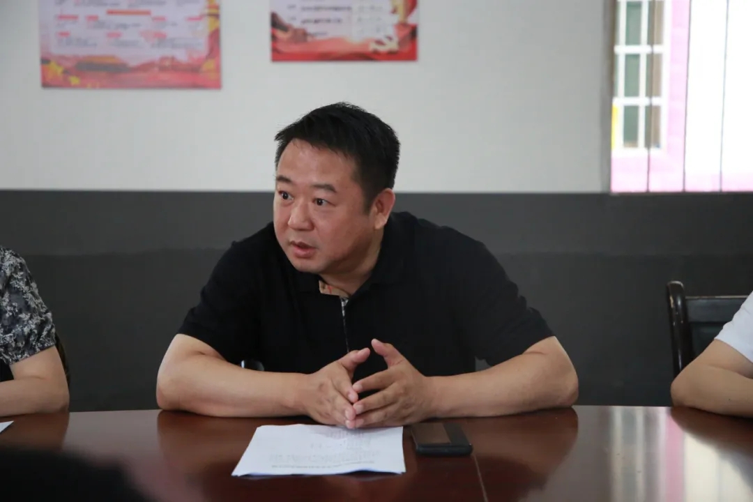 南昌城投公司深入进贤县三阳集乡艾家村开展平安帮创事情